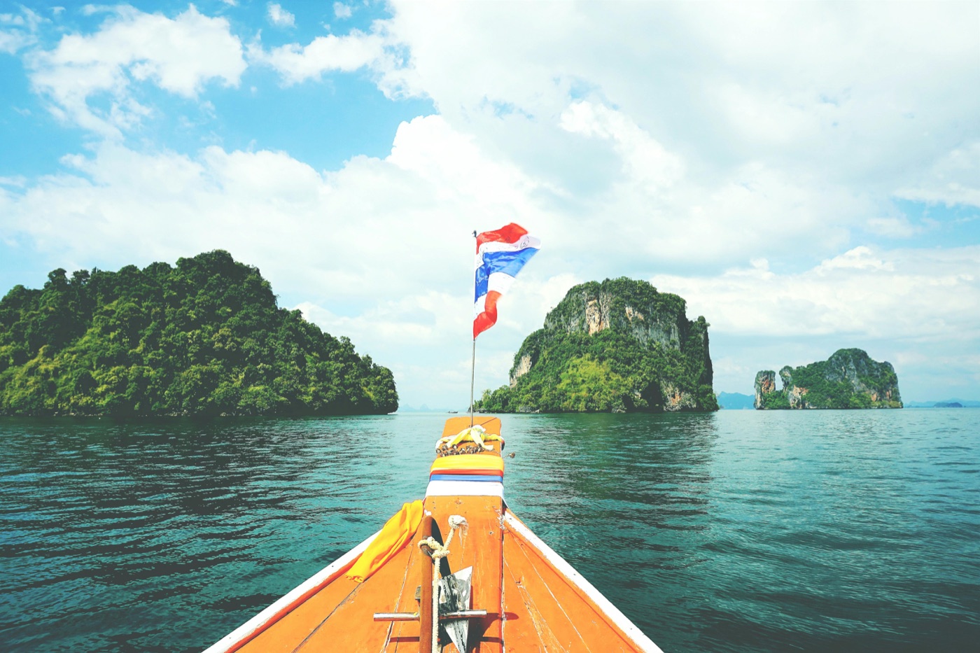 Tailandia: playa tropical con aguas turquesa